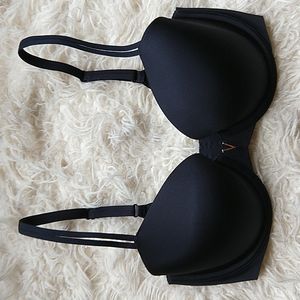 Victoria's Secret Classic Black Push-up Wire Bra Sexy Old Money 32DD